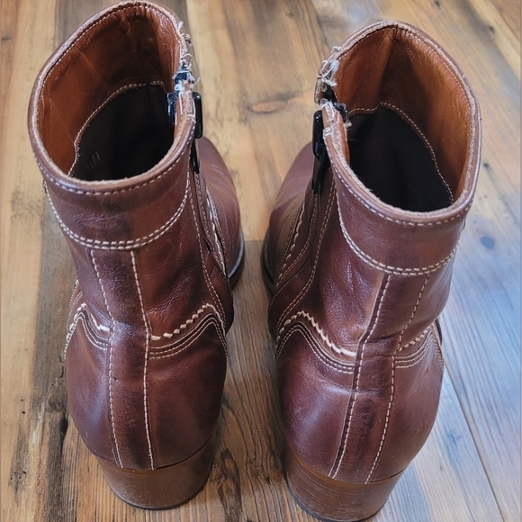 VINTAGE THE BAY Above Ankle Block Heel Boot, Brown Leather, Made in Canada - Picture 8 of 16